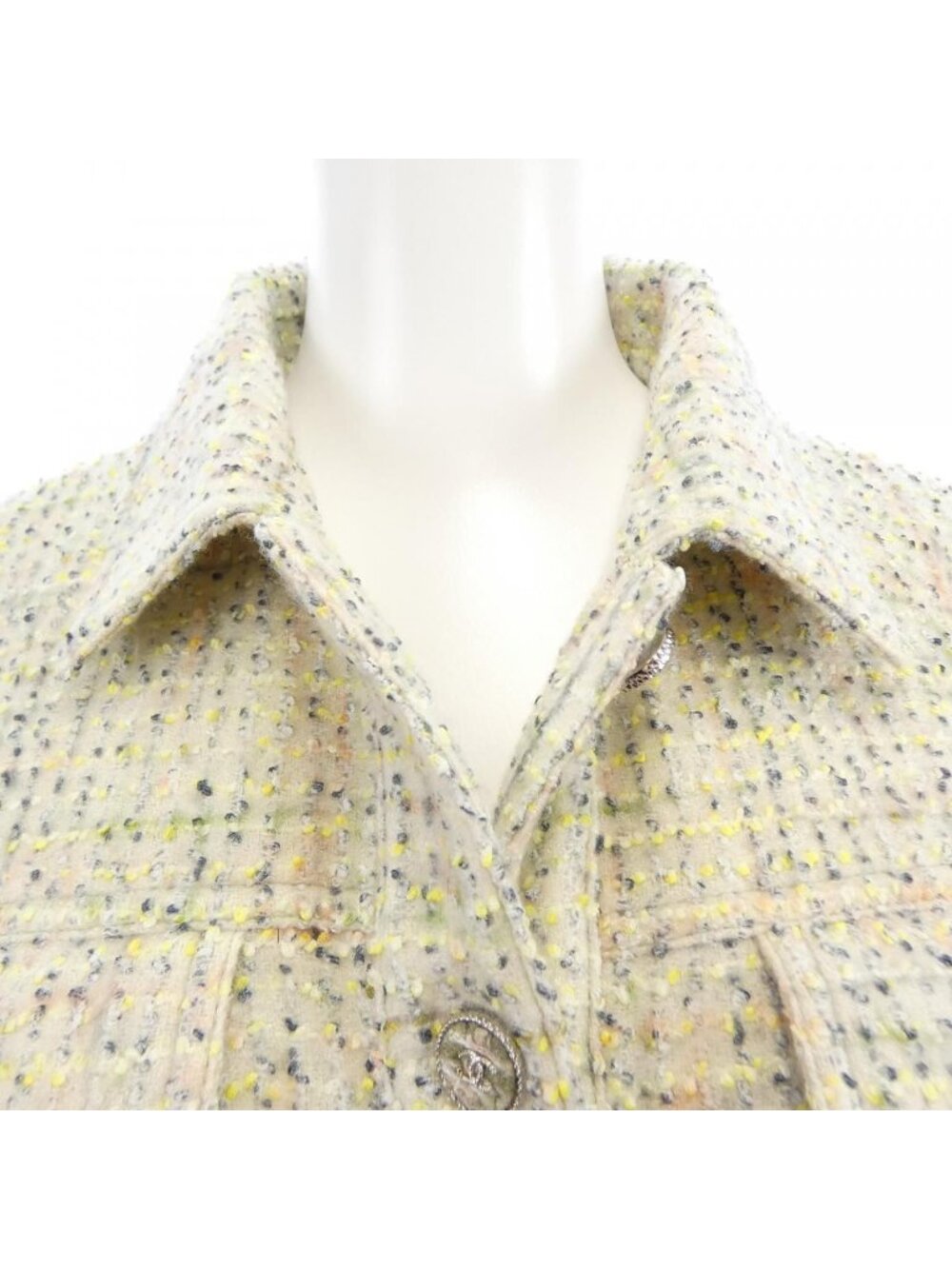 Chanel Jacket Yellow - Picture 6 of 7